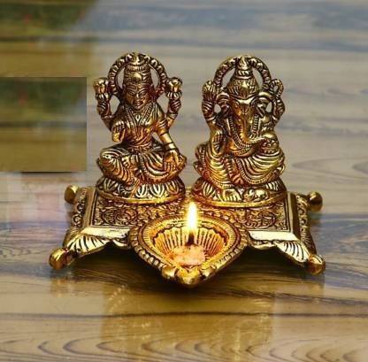 sanskaari Decorative Showpiece  -  9.8 cm