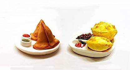 AMOUR Samosa and Chole Bhature Miniature Food 3D Fridge Magnet Best Souvenir Gift Decorative Showpiece  -  1 cm