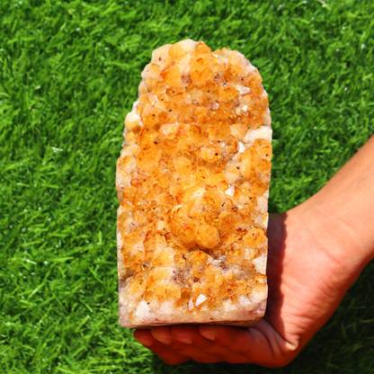 EXCEL Citrine Geode cathedral crystal cluster - 6.8X4.4X3.2 Inch(2.11Kg) Decorative Showpiece  -  17.3 cm