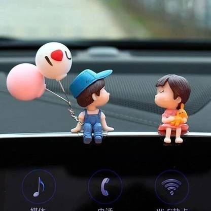 AKOOPAR GLOBAL CAR DASHBOARD CUTE COUPLE PAIR (MULTI-COLOR) Decorative Showpiece  -  7 cm