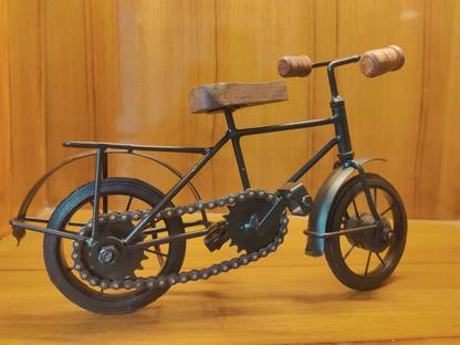 Dakshcreative C2222 Decorative Showpiece  -  6 cm