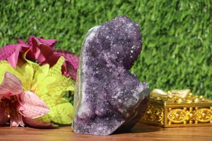 EXCEL Purple Brazilian Amethyst Cluster Geode Reiki Healing 1 Kg Decorative Showpiece  -  13.2 cm