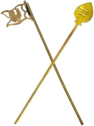 LeoTraders Murugan Vel and Seval Kodi Brass Flag for Poojaroom / Wallet / Pocket Decorative Showpiece  -  8.5 cm