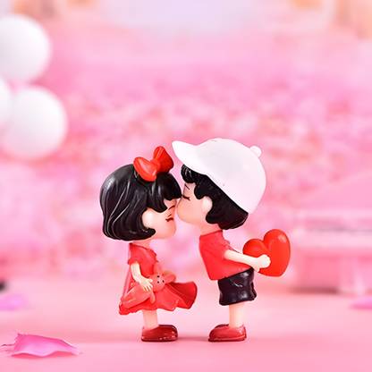 Vintager Cute Couple Forehead Kissing With Heart Couple Miniature Newly Married Couple Decorative Showpiece  -  6.2 cm
