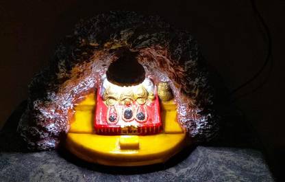 Kanak Mehra 3D MATA Vaishno Devi with LED Lightning Decorative Showpiece  -  17 cm