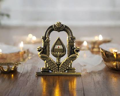 Wodec LORD MURUGAN MAYIL VEL- METAL IDOL FOR CAR DASHBOARD-RELIGIOUS IDOL Decorative Showpiece - 5.5 cm