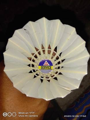 AYESHA TRADERS Crown Feather Feather Shuttle  - White