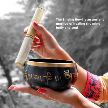 REIKI CRYSTAL PRODUCTS Tibetan Meditation Singing Bowl For Meditation and Music Therapy - 3.5 Inches Approx Singing Bowl