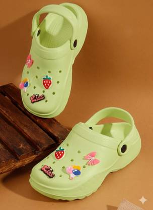 Roadster Women Flip Flops