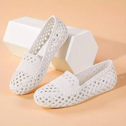 Shozie Women Slides