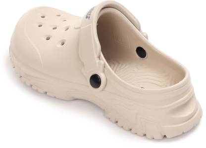 Roadster Men Clogs