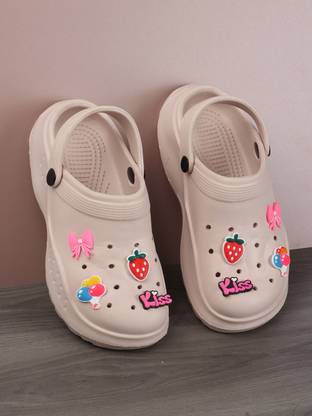 Zapatoz Women Clogs