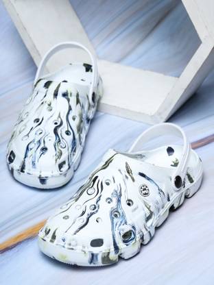 LYVI Men Synthetic|Lightweight|All Season|Trendy|Outdoor|Sandal Flip Flops