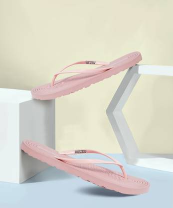MAX Women Slippers