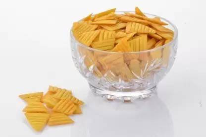 The Paratha & Ready Bites Triangle Crunchy Chips