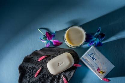 Liv Milk Cream Bath Soap- Skin Lightening Soap | Milk Cream