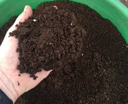 K L Green Vermi compost Soil Manure Manure