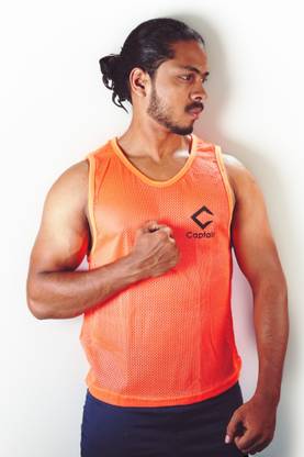 CAPTAIN SPORTS BIB ROUND NECKLINE DOTED Large Football, Hockey Bib