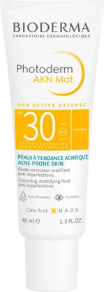 BIODERMA Sunscreen - SPF 50 PA+++ Photoderm AKN Mat SPF 30 Matifying Aanti-Blemish Sunscreen Combination Acne-Prone Skin