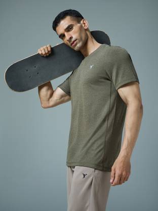 TECHNOSPORT Solid Men Round Neck Brown T-Shirt