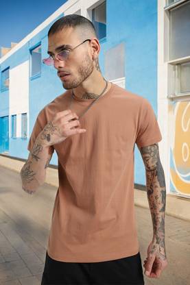 Veirdo Solid Men Round Neck Brown T-Shirt