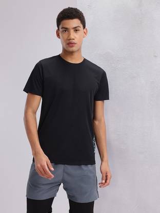HRX by Hrithik Roshan Solid Men Round Neck Black T-Shirt