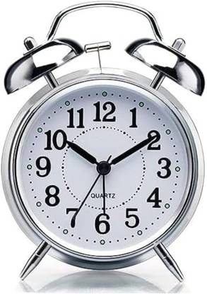 Hiply Analog Silver Clock
