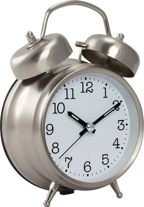 KUBER INDUSTRIES Analog Silver Clock