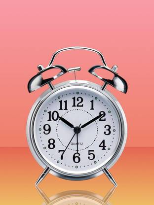 ONEKLIK Analog Silver Clock