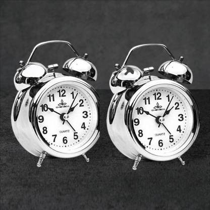 ONEKLIK Analog Silver Clock