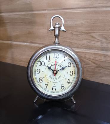 Young artisan Analog Chrome Clock