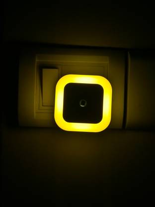 Nighto 0.5W Led Plug In Smart Night Lamp With Automatic Sensor Night Lamp