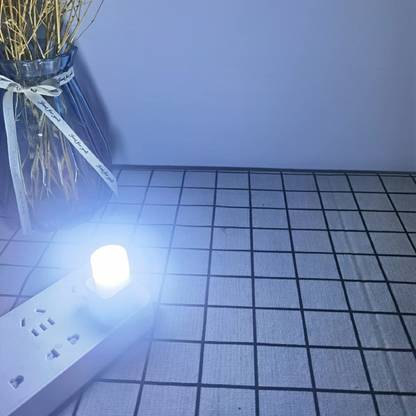 Shreejee USB plug & Play Energy efficient LED light /Emergency light X4.116 (Pack of 4) LED Lantern