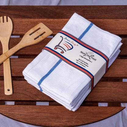BURROW DESIGN White Table Linen Set