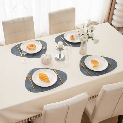HOKiPO Oval Pack of 4 Table Placemat