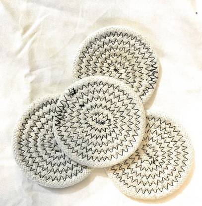 DKDECORATIVE Round Pack of 12 Table Placemat