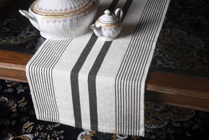 ZOYFUR Multicolor 33 cm Table Runner