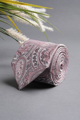 VAN HEUSEN Embroidered Tie