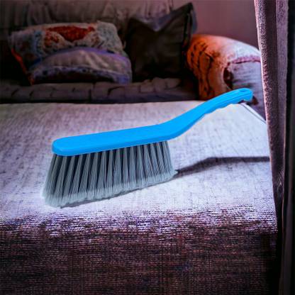 Inuvik Soft Dust Brush Duster for Bed,Sofa,Furniture,Couch,Hotel etc. BULE (PACK OF 1) with Holder