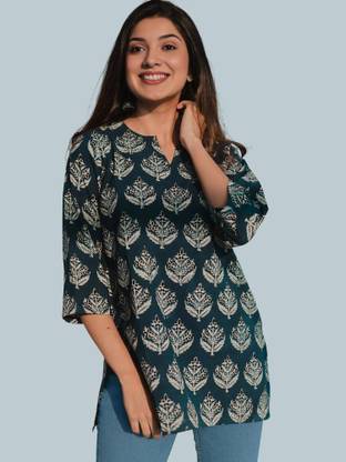 Maheshvi Women Printed Straight Kurta