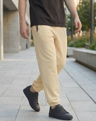 BEWAKOOF Solid Men Brown Track Pants