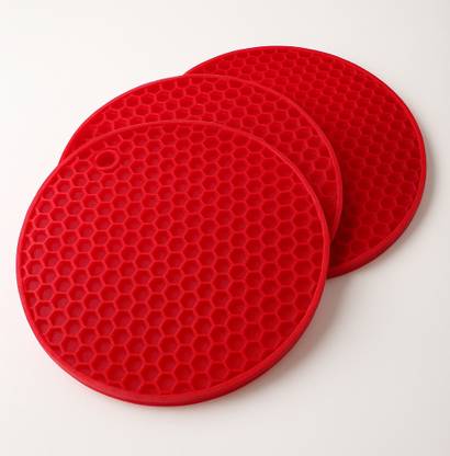 INNIE MINNIE CREATIONS RED TRIVET SILICONE Trivet