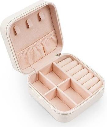 Gyanvi PU Leather Small Jewelry Box Organizer for Women Travel Small Travel Jewelry Organizer For Rings Earrings Necklaces Pendant Vanity Box
