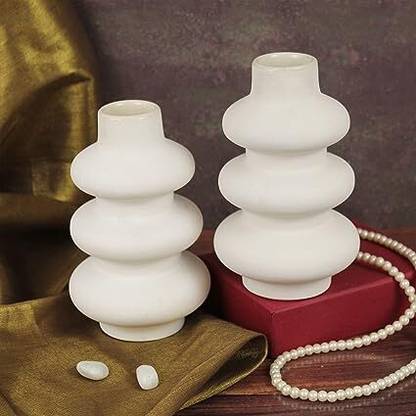 The Vintage Artefacts disc shaped Ceramic Vase
