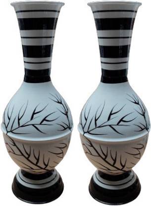 decora Iron Vase
