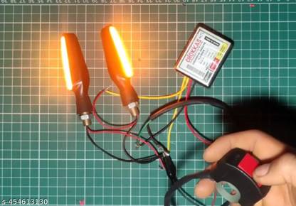 SSS 4 Indicator With Moxi - Flasher And 2 Way Switch Blue Indicator Indicator Light Motorbike LED (12 V, 10 W)