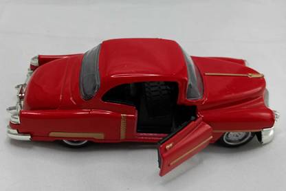 Upam Vintage Cars 1:32 Scale Die-Cast Pull Back Metal Car Openable Door