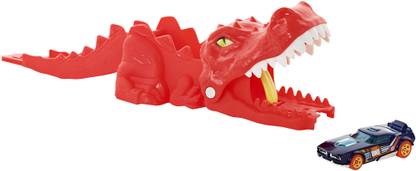 HOT WHEELS Dino Launcher Gift Set with Dinosaur with Moving Tail Launches Vehicles