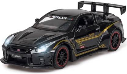 UKAXA 1:32 Diecast Metal Nissan GTR R35 Alloy Pull Back Light Sound Toy Car Die Cast