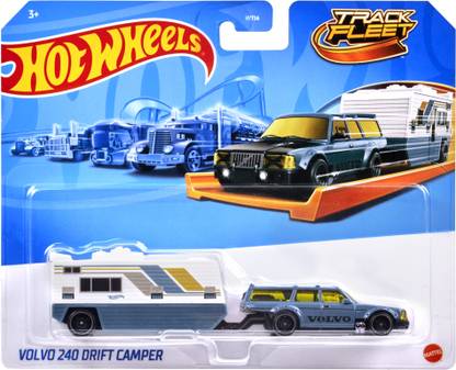 HOT WHEELS Track Fleet, 1:64 Scale Die-Cast Toy Vehicle, Works on Track (Styles May Vary)